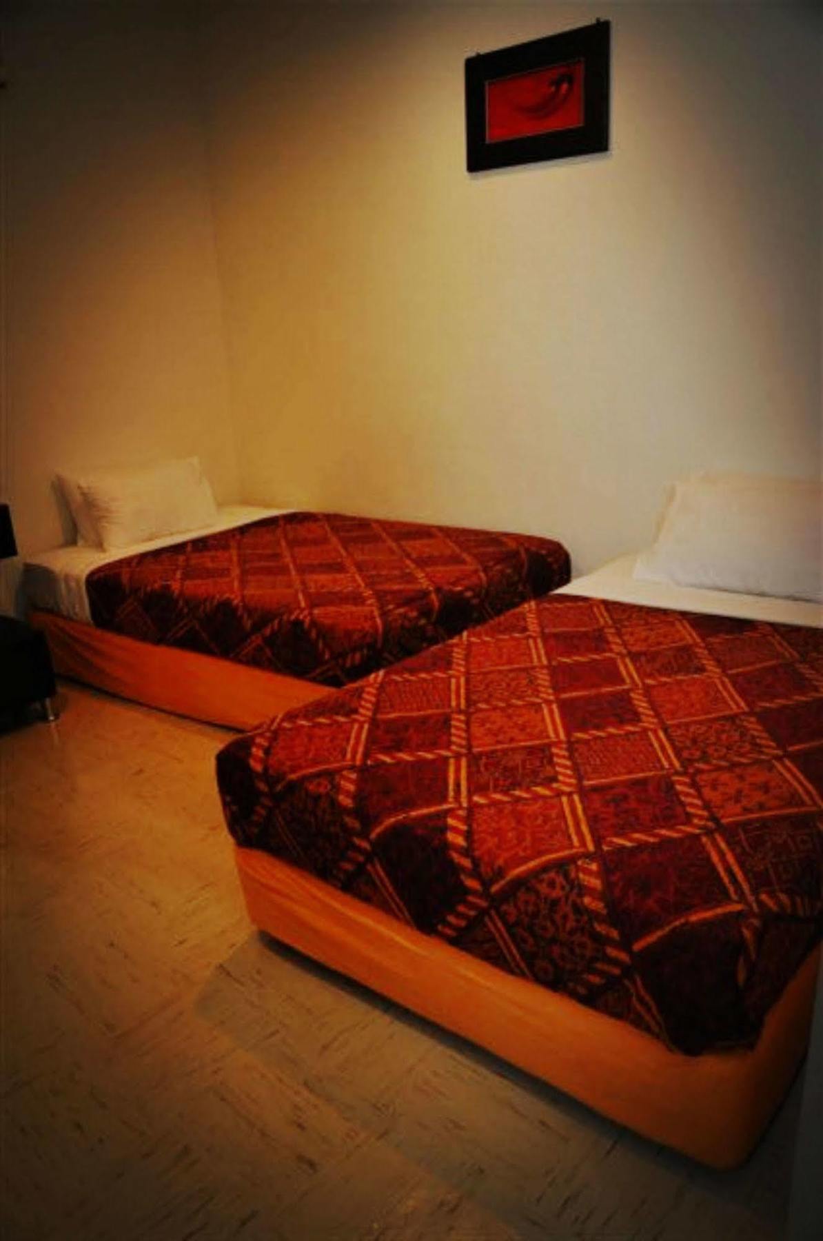 Old Budget Hotel George Town Zewnętrze zdjęcie