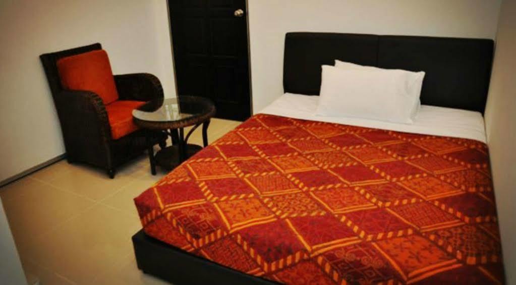 Old Budget Hotel George Town Zewnętrze zdjęcie